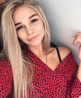 Анкета проститутки Алена - город Баянгол, 1999 лет, №13413